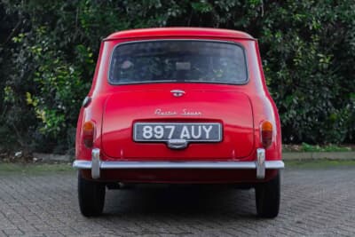 8438ポンド(邦貨換算約179万円)で落札された「オースチン セブン」(C)Iconicauctioneers