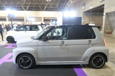 ホンダ Super-ONE：用品装着車のサイドビュー。コンパクトで力強いシルエットだ