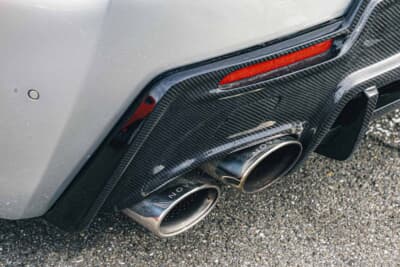 レクサス RC F：レクサスのチューニングに造詣の深いNOVELのテールエンドとカーボン製リアディフューザー