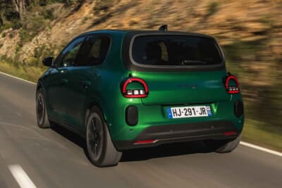 ルノー・トゥインゴ E-Tech エレクトリック：1回の充電での航続距離は263km（欧州WLTP）を実現した軽量設計