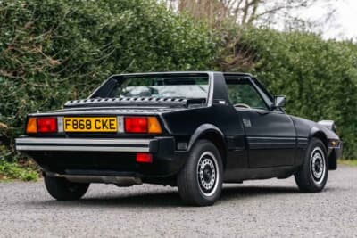 6750ポンド（邦貨換算約142万4250円）で落札された「ベルトーネ X1/9」（C）Iconicauctioneers