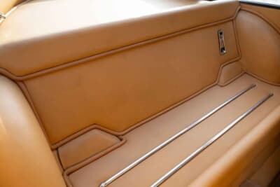 エスティメートは50万~60万ドル(邦貨換算約8000万~9600万円)だったが惜しくも流札となったランボルギーニ「400GT インテリム」(C)Courtesy of Broad Arrow