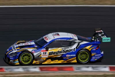 19号車 WedsSport Supra：熟成を重ねたマシンで熱いバトルを繰り広げる