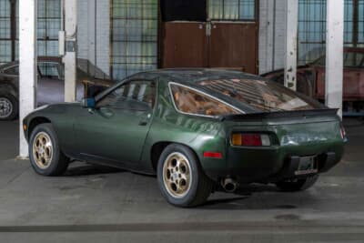 3万800ドル（邦貨換算489万7200円）で落札されたポルシェ 928（C）Courtesy of RM Sotheby's