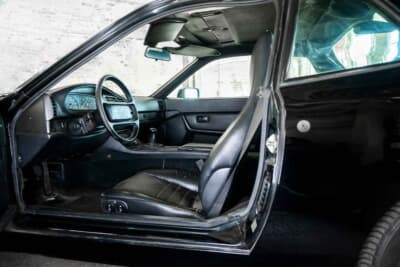 9900ドル（邦貨換算約156万円）で落札された「ポルシェ 944」（C）Courtesy of RM Sotheby's