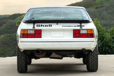 7万5600ドル（邦貨換算約1209万6000円）で落札されたポルシェ「924ターボ」（C）Courtesy of Broad Arrow