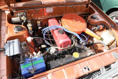 日産 バイオレットバン：点火系にはアメリカ製の「PSKポイントレスキット」を装着し、日常の信頼性を高めている