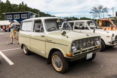 ミツビシ 360バン：純正ツートーンカラーで美しく復活。軽規格を活用する合理的な車体だ