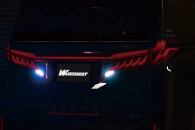 ジュエルLEDテールランプウルトラ：バック点灯