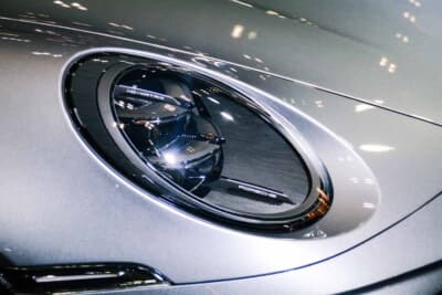 新型911ターボSに標準装備されるHDマトリックスLEDヘッドライト