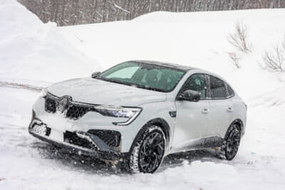 ルノー アルカナ：雪上でもアクセルワークと負荷に応じた駆動力が適切に得られる