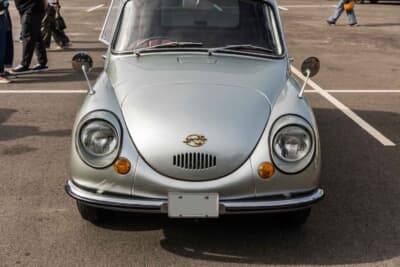 スバル 360カスタム：極上のコンディションを保つボディ。バンパーのメッキも美しい