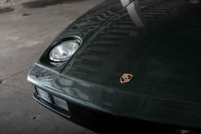 3万800ドル（邦貨換算489万7200円）で落札されたポルシェ 928（C）Courtesy of RM Sotheby's
