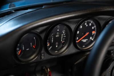 20万3500ドル（邦貨換算約3236万円）で落札された1976年式ポルシェ「911ターボ（930）」（C）Courtesy of RM Sotheby's 