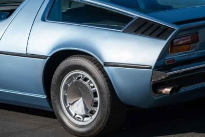 12万8000ドル(邦貨換算約2035万円)で落札された「マセラティ ボーラ」(C)Courtesy of Broad Arrow