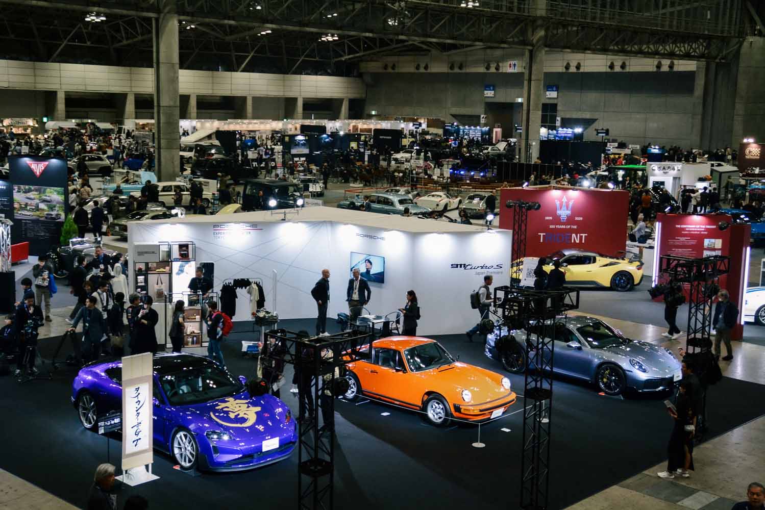 歴代最強711psの新型ポルシェ「911ターボS」が国内初公開！ ポルシェ