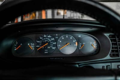 9900ドル（邦貨換算約156万円）で落札された「ポルシェ 944」（C）Courtesy of RM Sotheby's