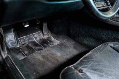 9900ドル（邦貨換算約156万円）で落札された「ポルシェ 944」（C）Courtesy of RM Sotheby's