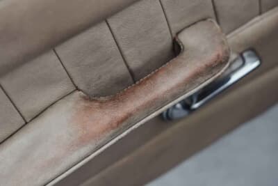 11万2750ユーロ（約1860万3750円）で落札されたマセラティ「ギブリ」（C）Courtesy of Broad Arrow