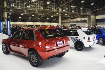 あえての3ドア化でグループBマシンへのオマージュを捧げたリアビュー。現代の技術で再構築された、ベース車とは一味違う画す造形美をもつ