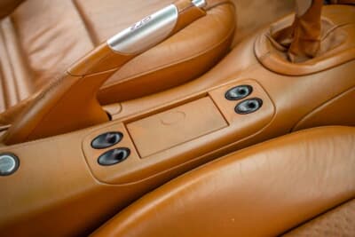 14万8500ドル（邦貨換算約2361万円）で落札された2002年式「ポルシェ 911 GT2」（C）Courtesy of RM Sotheby's