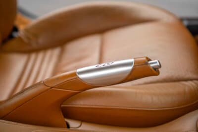14万8500ドル（邦貨換算約2361万円）で落札された2002年式「ポルシェ 911 GT2」（C）Courtesy of RM Sotheby's