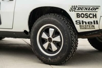 7万5600ドル（邦貨換算約1209万6000円）で落札されたポルシェ「924ターボ」（C）Courtesy of Broad Arrow