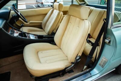 買い手がつかず流札（NOT SOLD）となったフェラーリ「400i」（C）Iconicauctioneers