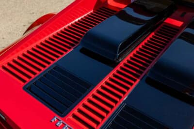 買い手がつかず流札（NOT SOLD）となったフェラーリ「512BBi」（C）Courtesy of Broad Arrow