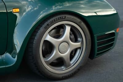 流札後、個別販売（Sold After Auction）にて販売成立したポルシェ「959SC リイマジンド by カネパ」（C）Courtesy of Broad Arrow