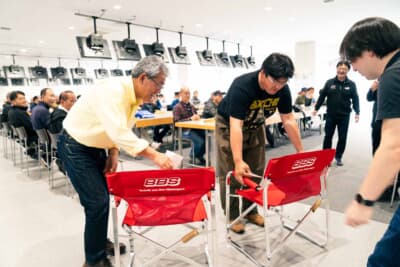 BBSのロゴ入りアウトドアチェアは非売品のレア物だ