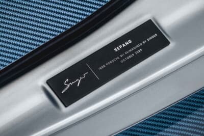 （落札価格非公開）でシールド競売にかけられた「ポルシェ 911 リイマジンド by シンガー DLSターボ」（C）Courtesy of RM Sotheby's