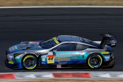 60号車 Syntium LM corsa LC500:流麗なシルバーのボディを輝かせ上位を狙う