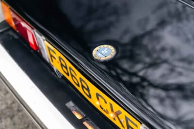 6750ポンド（邦貨換算約142万4250円）で落札された「ベルトーネ X1/9」（C）Iconicauctioneers