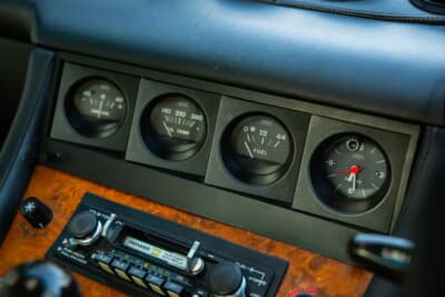 買い手がつかず流札（NOT SOLD）となったフェラーリ「400i」（C）Iconicauctioneers