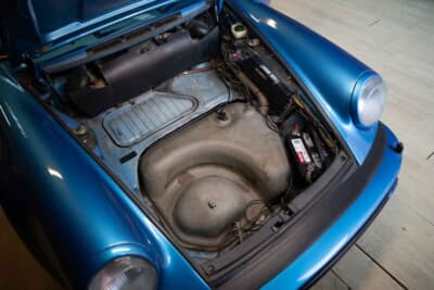 20万3500ドル（邦貨換算約3236万円）で落札された1976年式ポルシェ「911ターボ（930）」（C）Courtesy of RM Sotheby's 