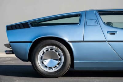 12万8000ドル(邦貨換算約2035万円)で落札された「マセラティ ボーラ」(C)Courtesy of Broad Arrow