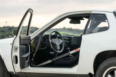 7万5600ドル（邦貨換算約1209万6000円）で落札されたポルシェ「924ターボ」（C）Courtesy of Broad Arrow