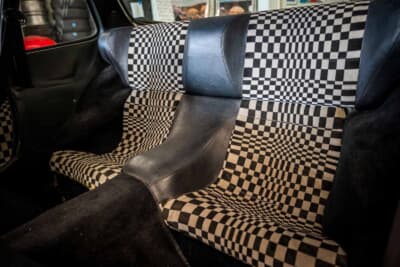 1万4850ドル（邦貨換算約234万6300円）で落札されたポルシェ 924ターボ（C）2026 Courtesy of RM Sotheby's