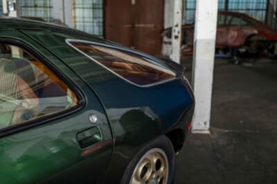 3万800ドル（邦貨換算489万7200円）で落札されたポルシェ 928（C）Courtesy of RM Sotheby's