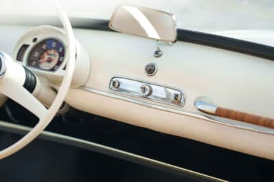 8万4000ドル（邦貨換算約1344万円）で落札されたフィアット「600ジョリー」（C）Courtesy of Broad Arrow