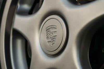 流札後、個別販売（Sold After Auction）にて販売成立したポルシェ「959SC リイマジンド by カネパ」（C）Courtesy of Broad Arrow