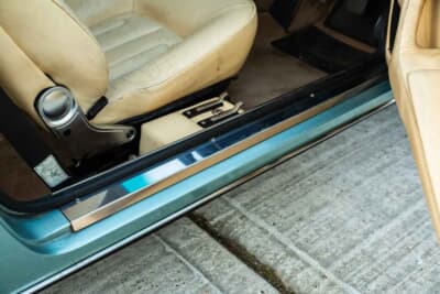 買い手がつかず流札（NOT SOLD）となったフェラーリ「400i」（C）Iconicauctioneers