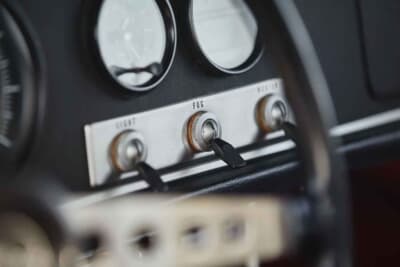 10万6400ドル（邦貨換算約1692万円）で落札されたダットサン「2000スポーツ」（C）Courtesy of Broad Arrow