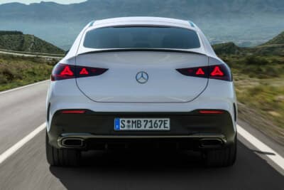 メルセデス・ベンツGLE Coupe：リアセクションでは星型モチーフを採用したテールライトが特徴的なアイキャッチを作る