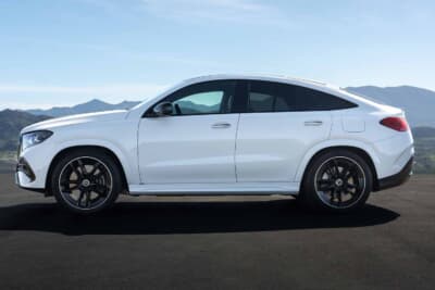 メルセデス・ベンツGLE Coupe：スタイルと個性を求める都市型ラグジュアリー層からの支持の高い伸びやかなシルエットのラグジュアリークーペ