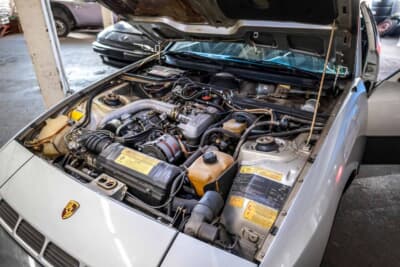 1万4850ドル（邦貨換算約234万6300円）で落札されたポルシェ 924ターボ（C）2026 Courtesy of RM Sotheby's