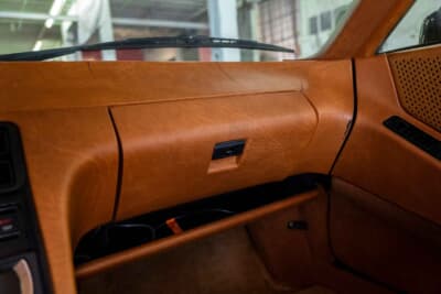 3万800ドル（邦貨換算489万7200円）で落札されたポルシェ 928（C）Courtesy of RM Sotheby's