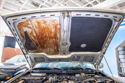 1万4850ドル（邦貨換算約234万6300円）で落札されたポルシェ 924ターボ（C）2026 Courtesy of RM Sotheby's