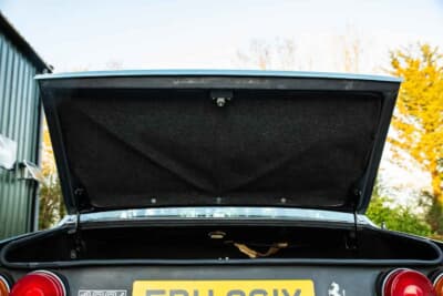 買い手がつかず流札（NOT SOLD）となったフェラーリ「400i」（C）Iconicauctioneers